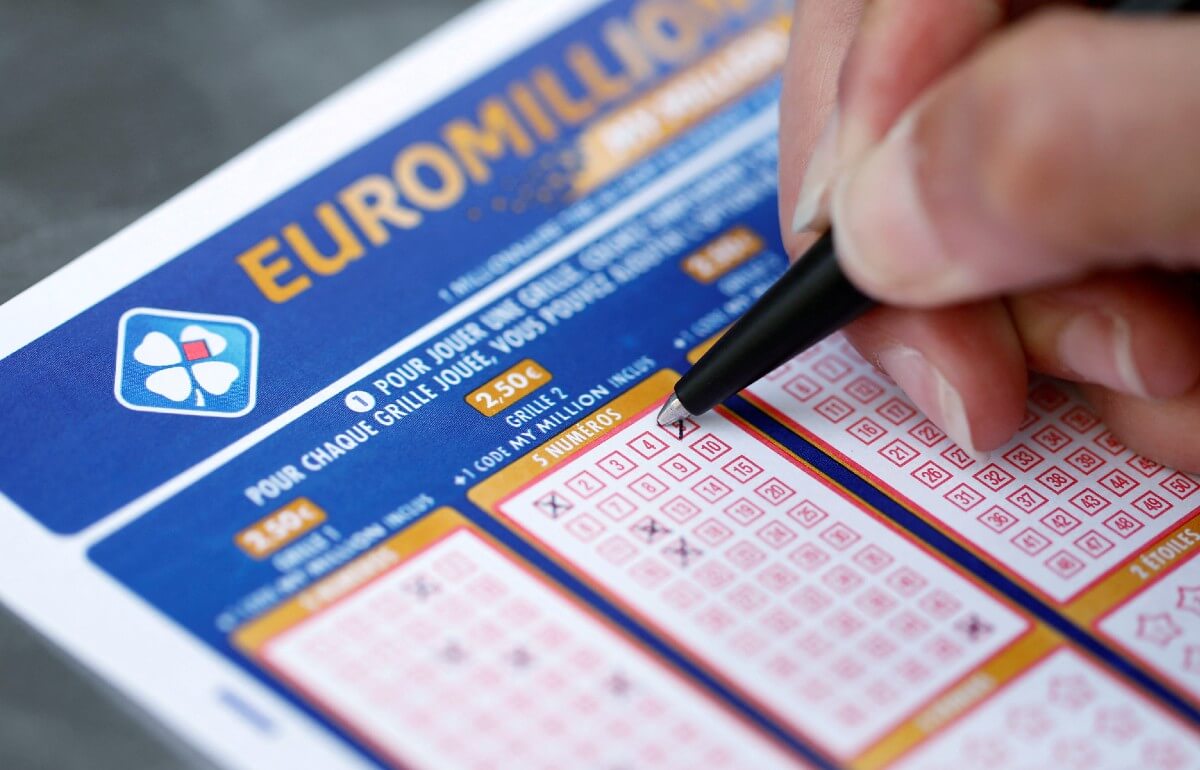 Бельгийский синдикат выиграл джекпот в лотерею EuroMillions